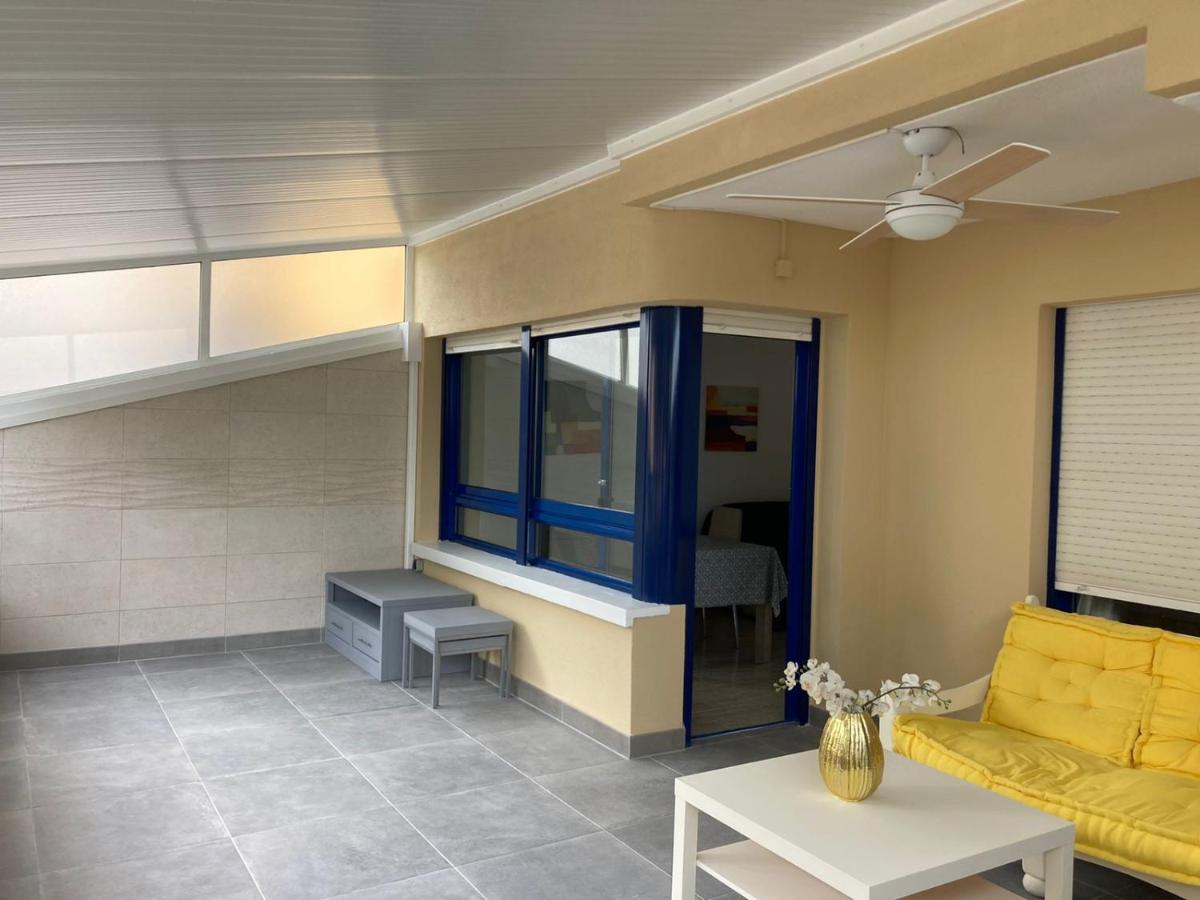2-Bedroom And Living Room Apartment Near Campoamor Beach Eksteriør billede